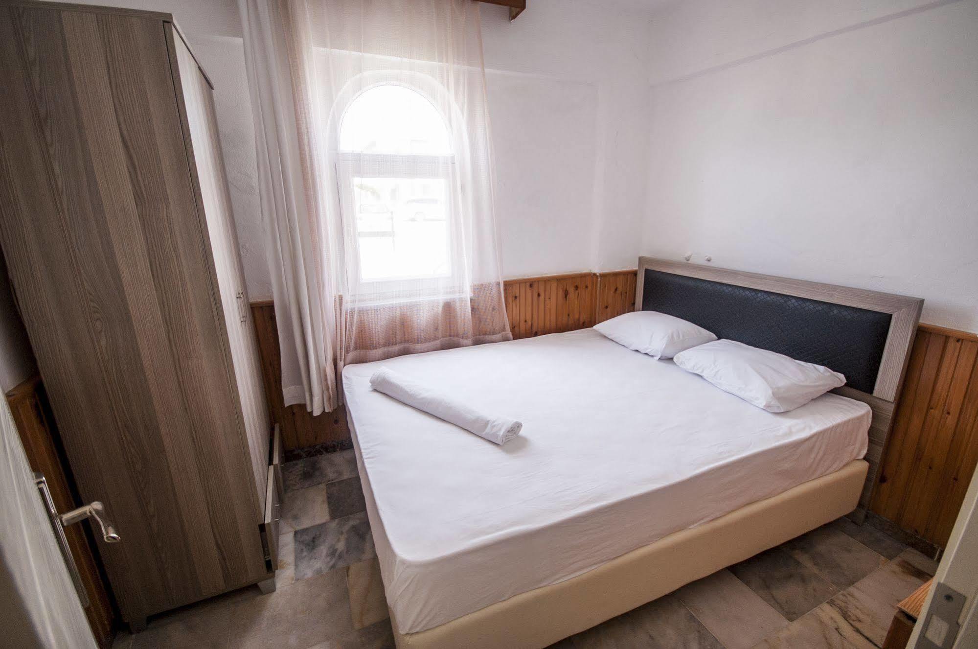 Inci Apart & Hotel Enez Bagian luar foto